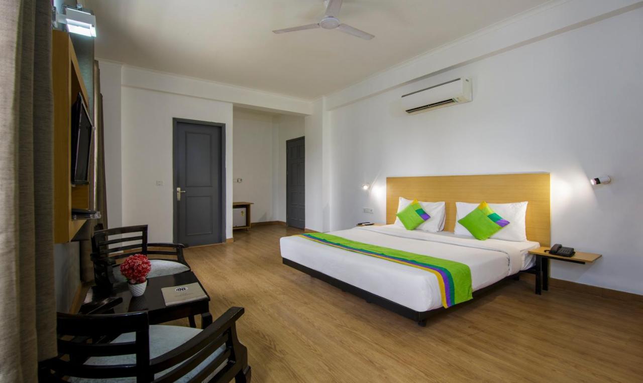 Treebo Noida Express Hotel Luaran gambar