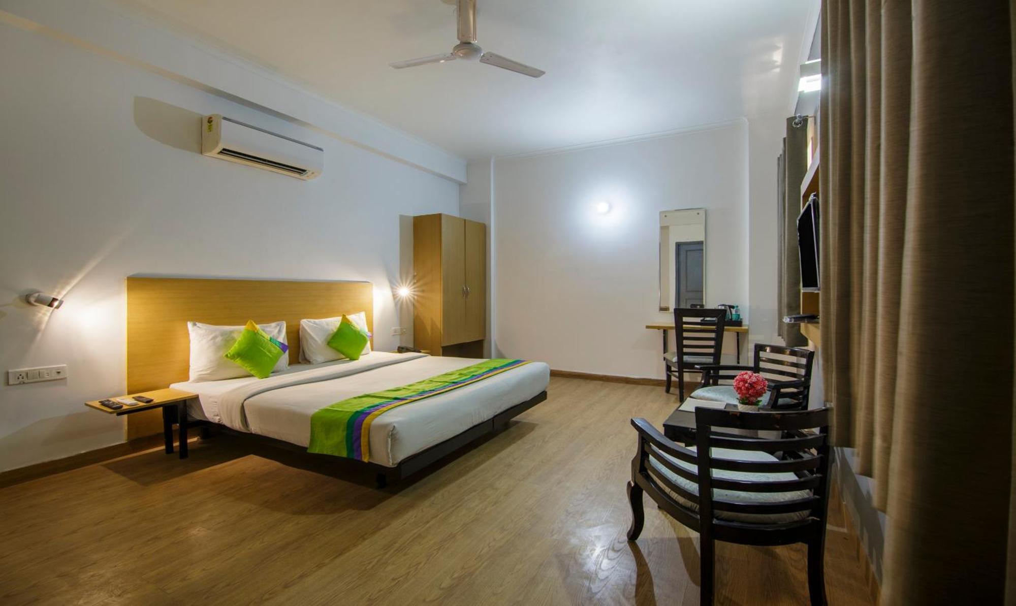 Treebo Noida Express Hotel Luaran gambar