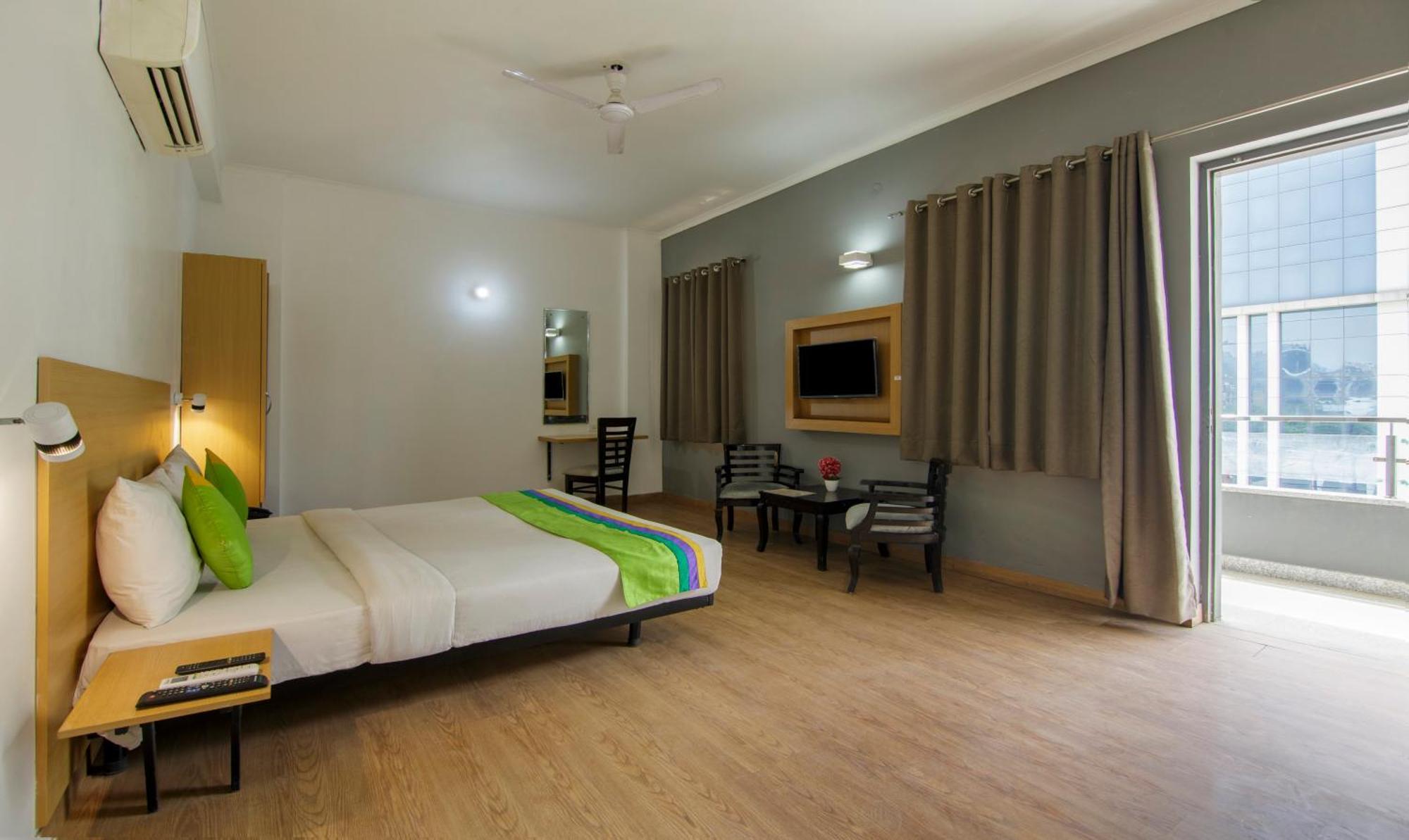 Treebo Noida Express Hotel Luaran gambar